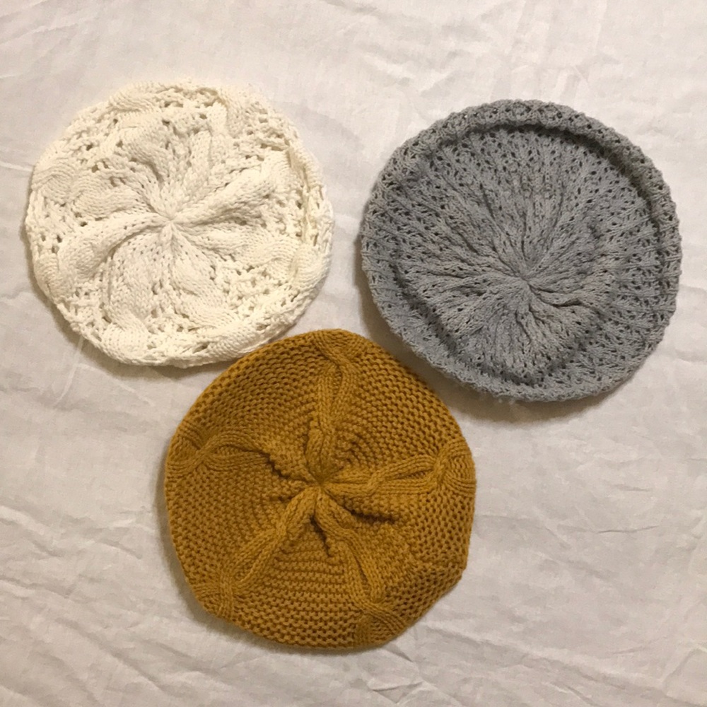 🌼3/$30🌼 Beanies Set